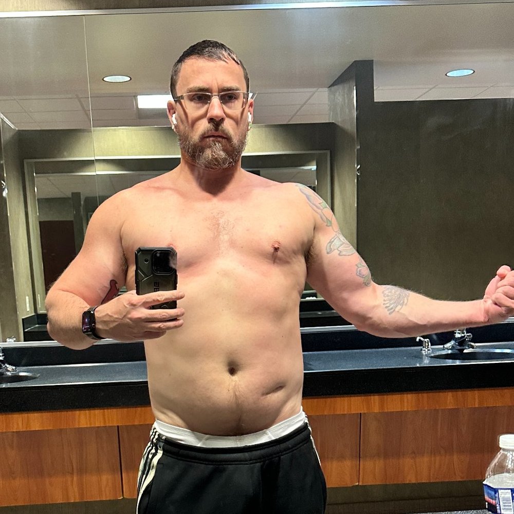 Meet your Posher, Cole